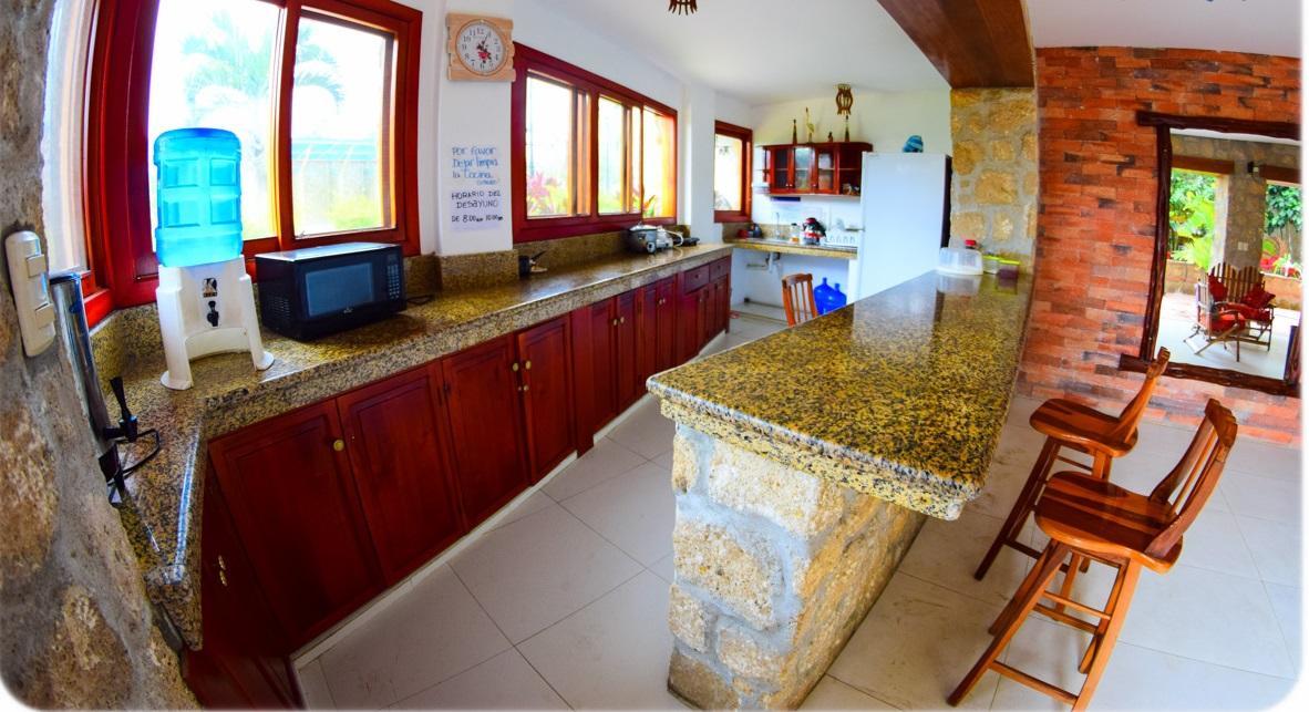 Hostal Pakaloro มอนตาญิตาร์ ภายนอก รูปภาพ